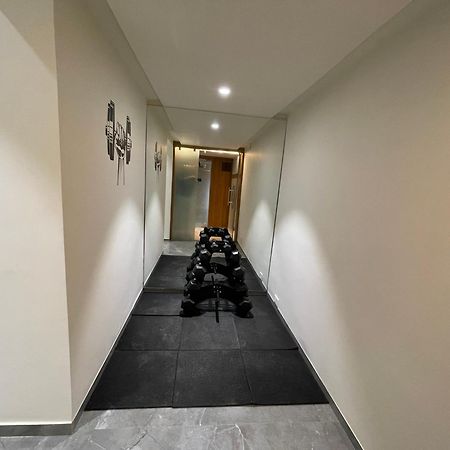 Hotel Nalanda 아흐메다바드 외부 사진