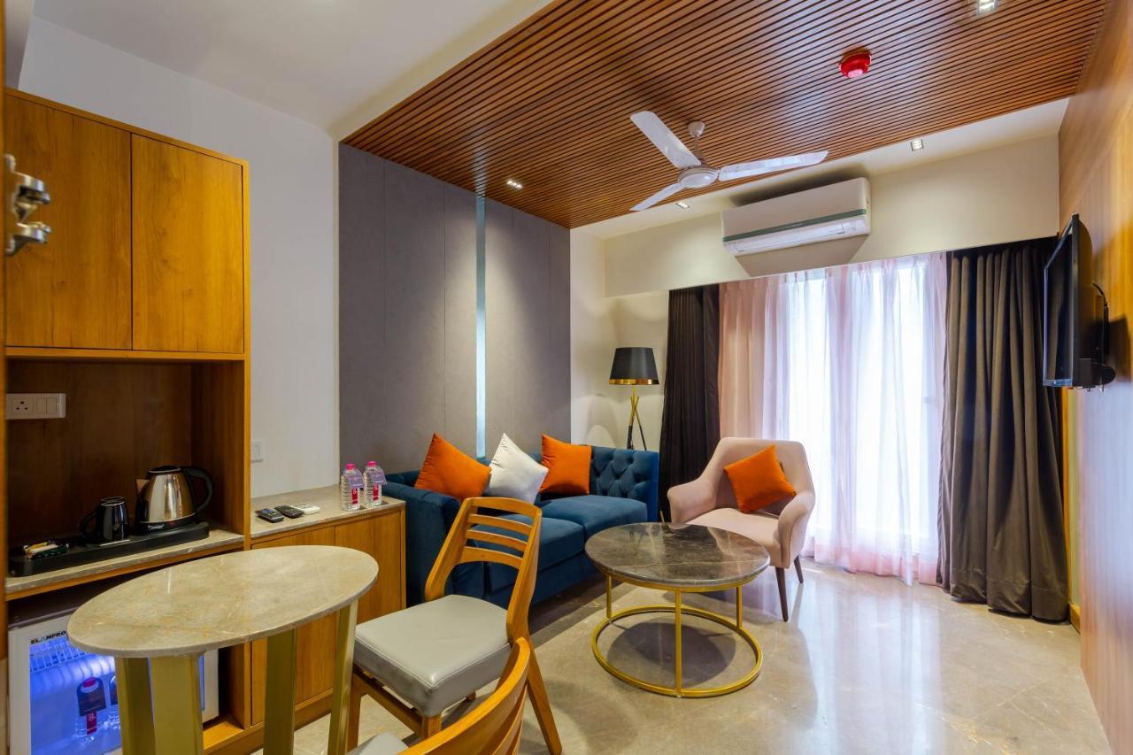 Hotel Nalanda 아흐메다바드 외부 사진