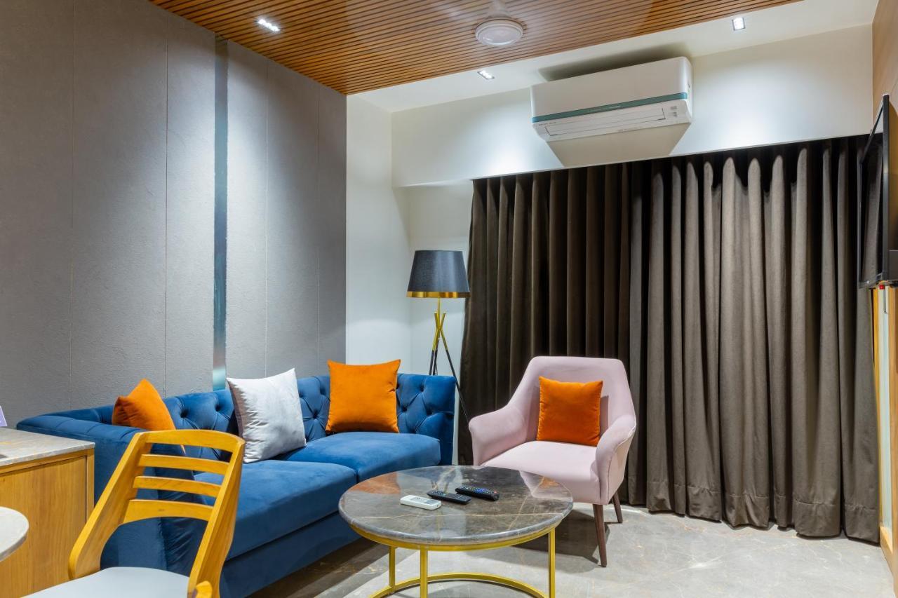 Hotel Nalanda 아흐메다바드 외부 사진