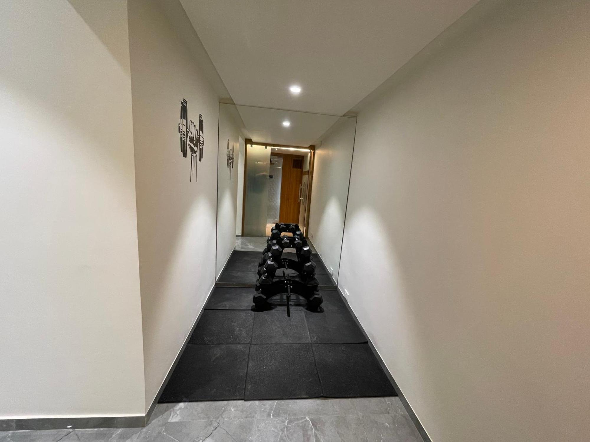 Hotel Nalanda 아흐메다바드 외부 사진